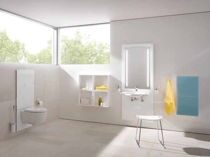 HEWI Home in S50 Schlichtes Badezimmer