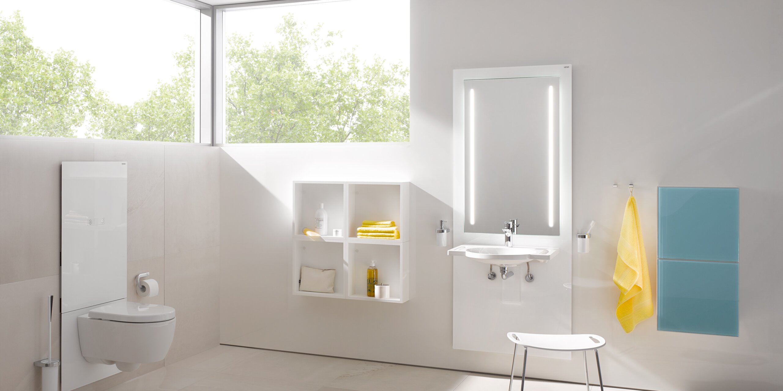 HEWI Home in S50 Simple bathroom