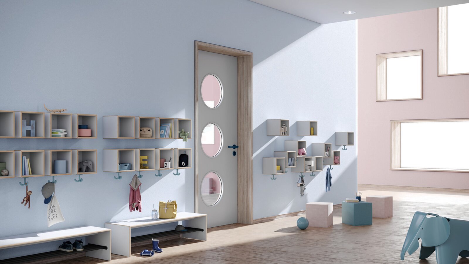 HEWI M20 Meubilair voor kinderen Blauw gekleurde kleutergang met kapstokken aan de muur, drie haken en zitplaatsen