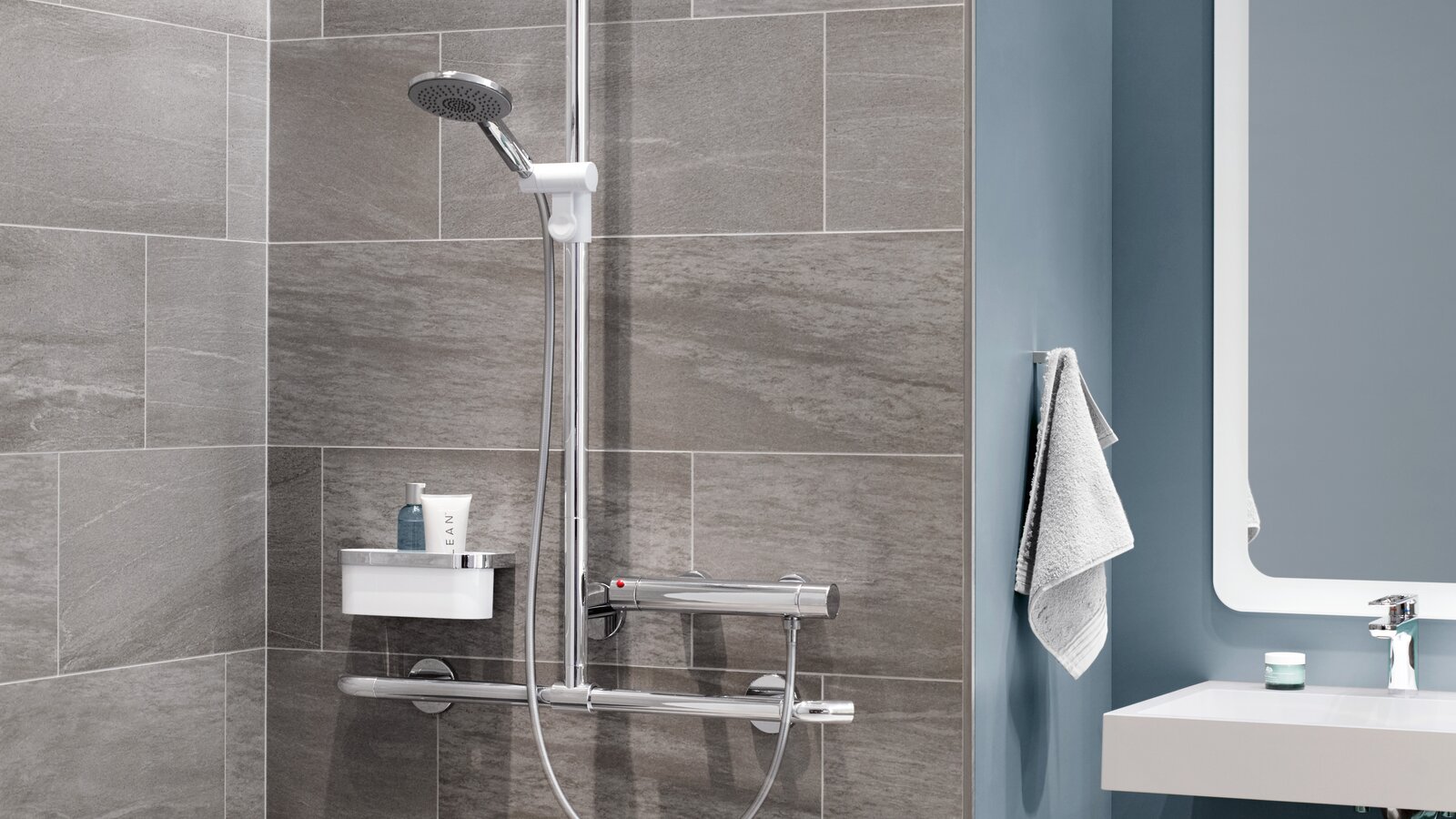 HEWI WARMTOUCH shower rail Shower rail made of polyamide with chrome optical coating